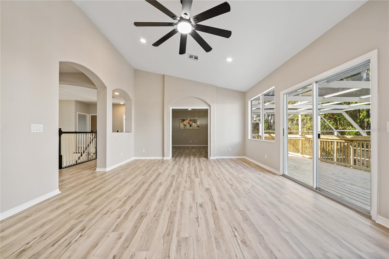 Bonus room looking into home theater/office/potential 5th bedroom