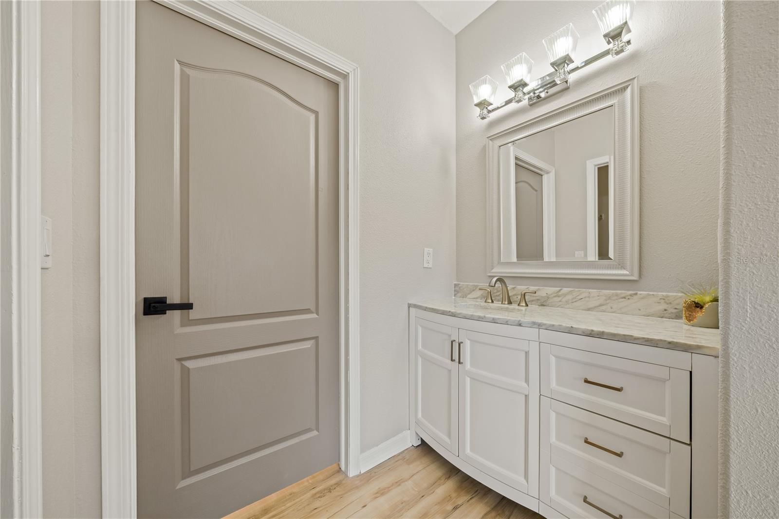 Private vanity in Bedroom 4