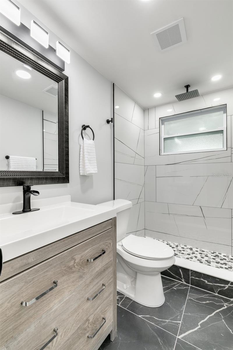 En Suite Bathroom