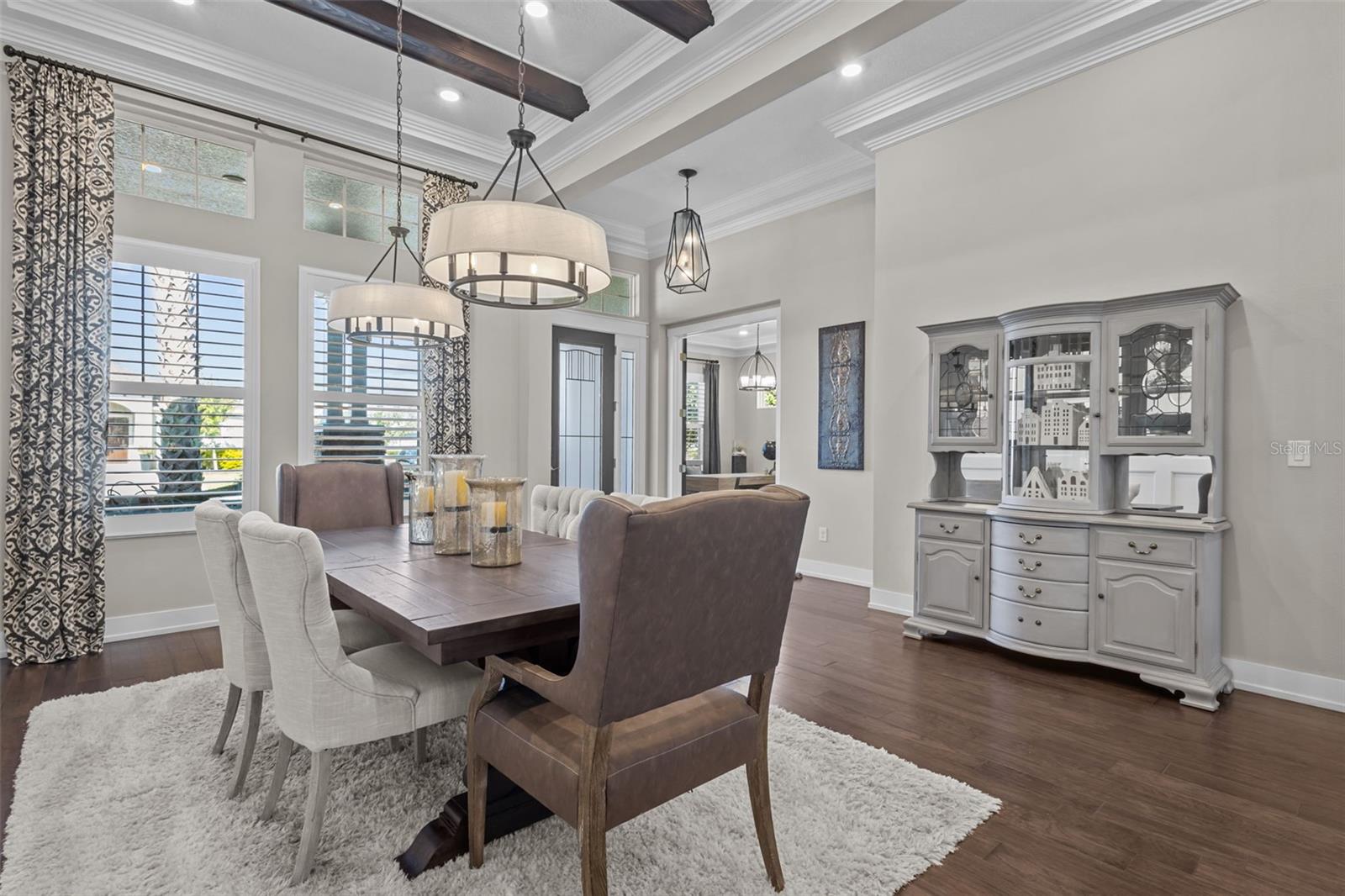 Dining Area (can see entry to home and office behind)