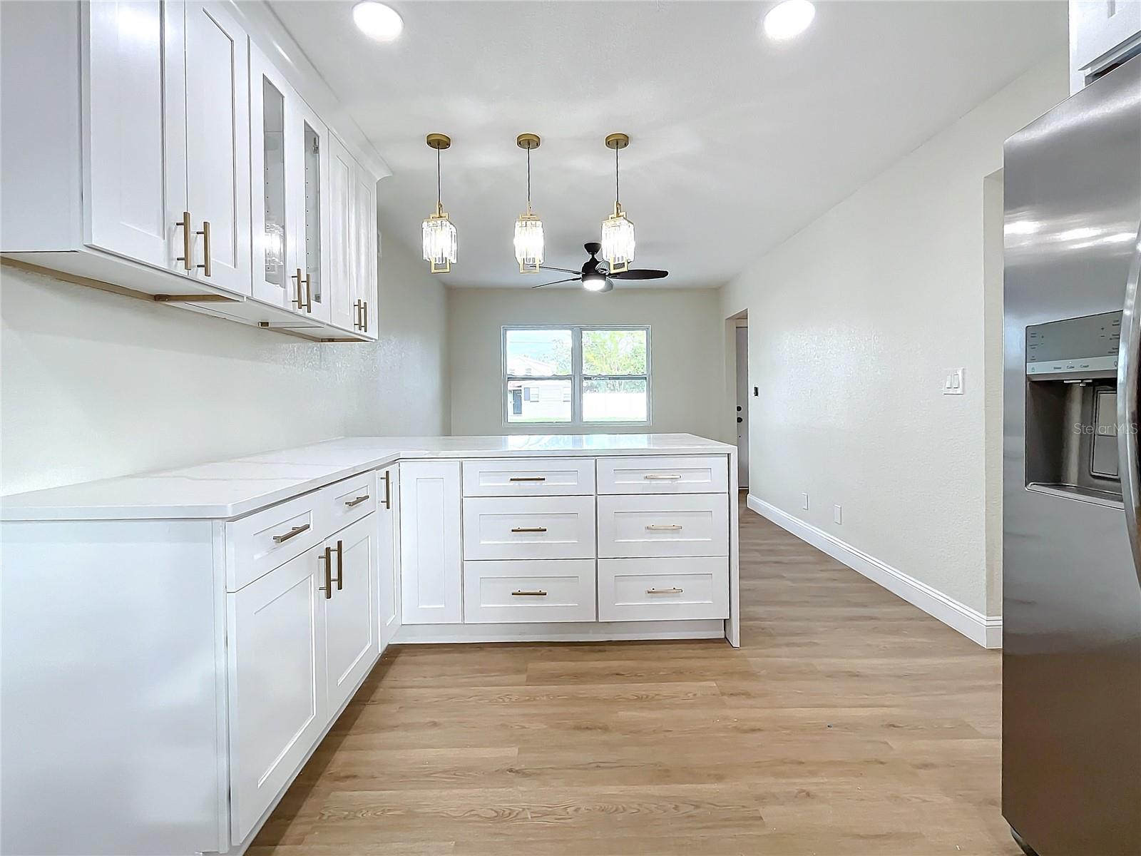 Kitchen - Breakfast Nook