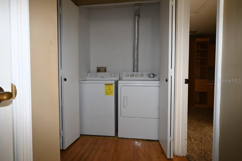 LAUNDRY CLOSET NEAR SHARED BATH