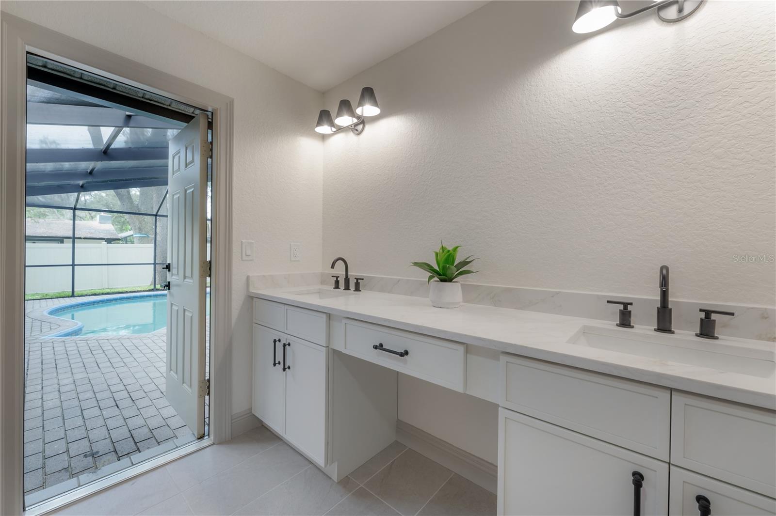 Guest Bathroom to Pool