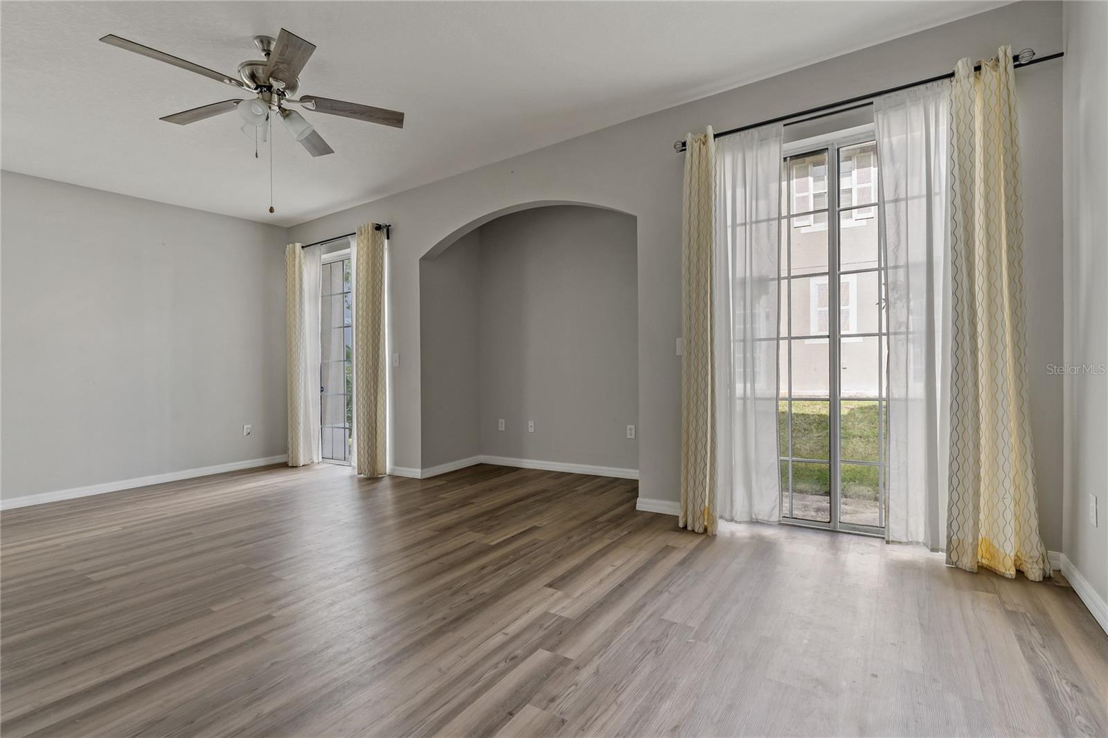 SLIDING DOORS IN FAMILY ROOM OUT TO REAR PATIOS!