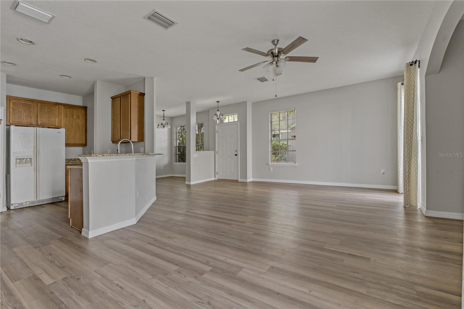 SPACIOUS FAMILY ROOM!