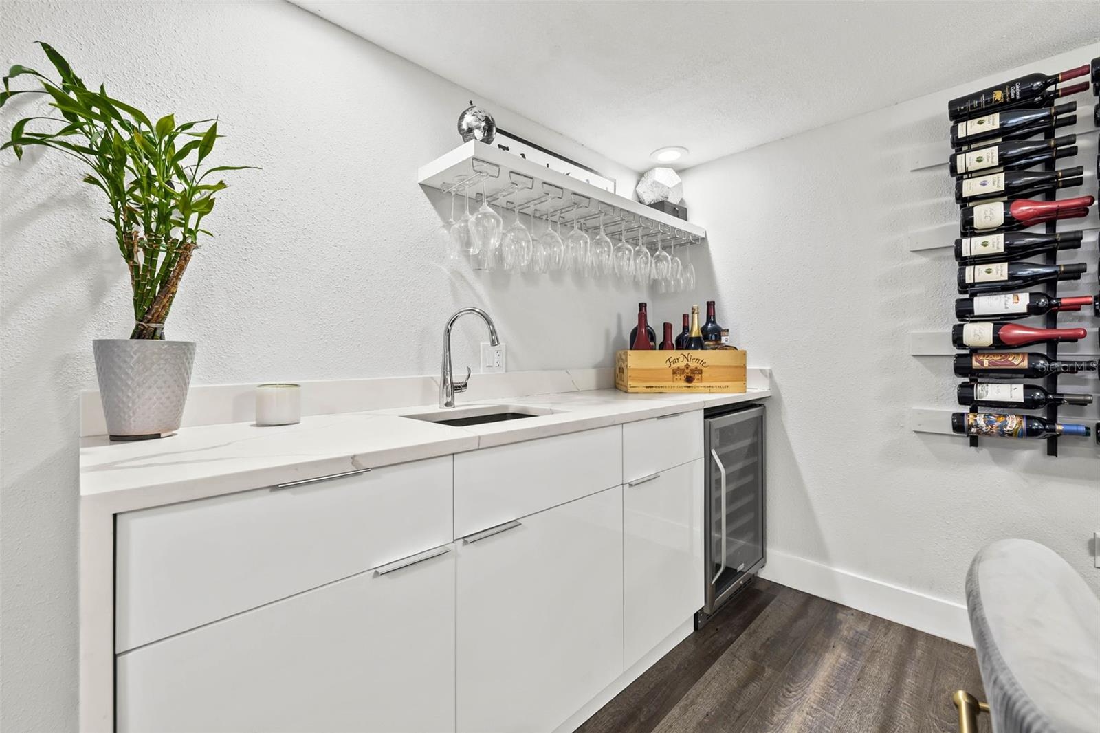 Custom built-in wet bar