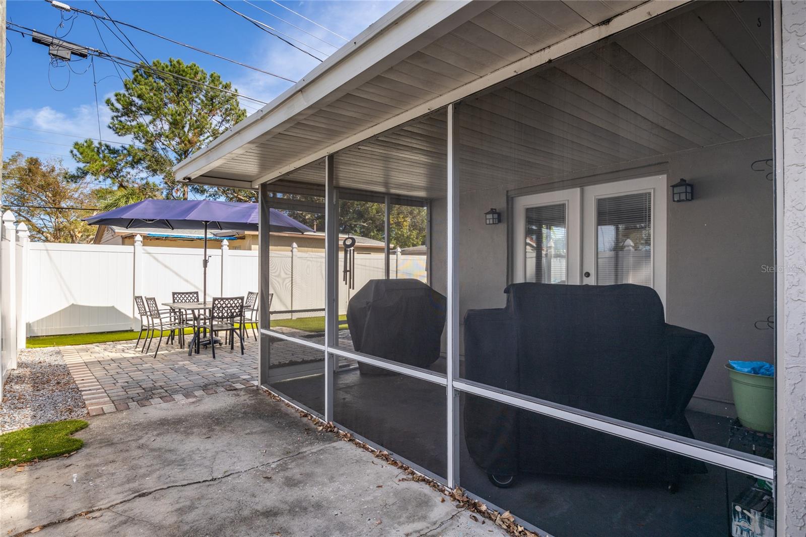 Back of House / Screened Lanai