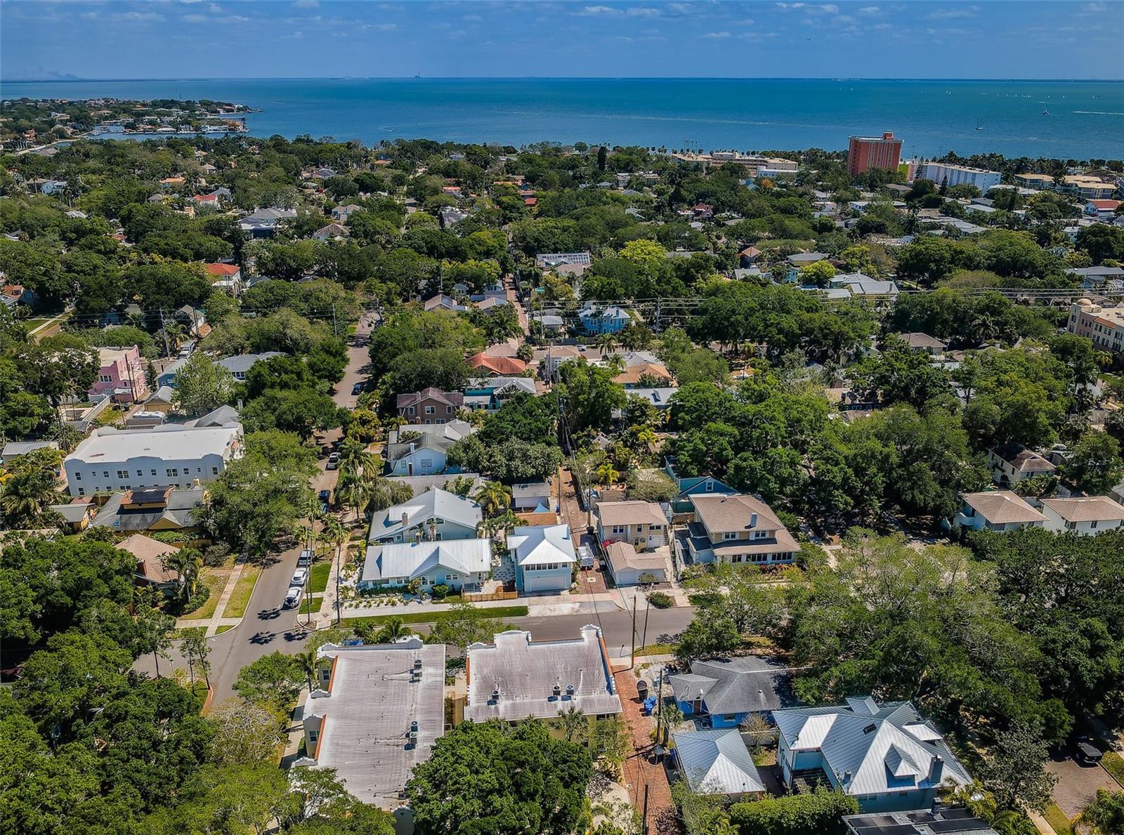 Picture perfect walking in this historic neighborhood.