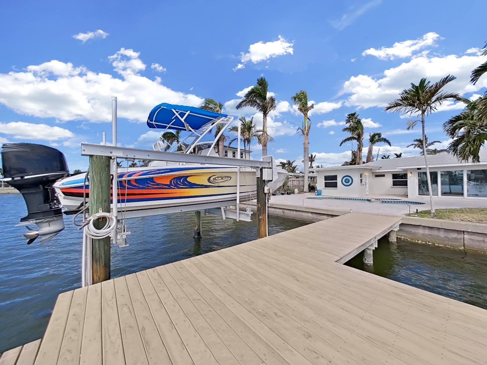 Boat, kayak or swim from this dock