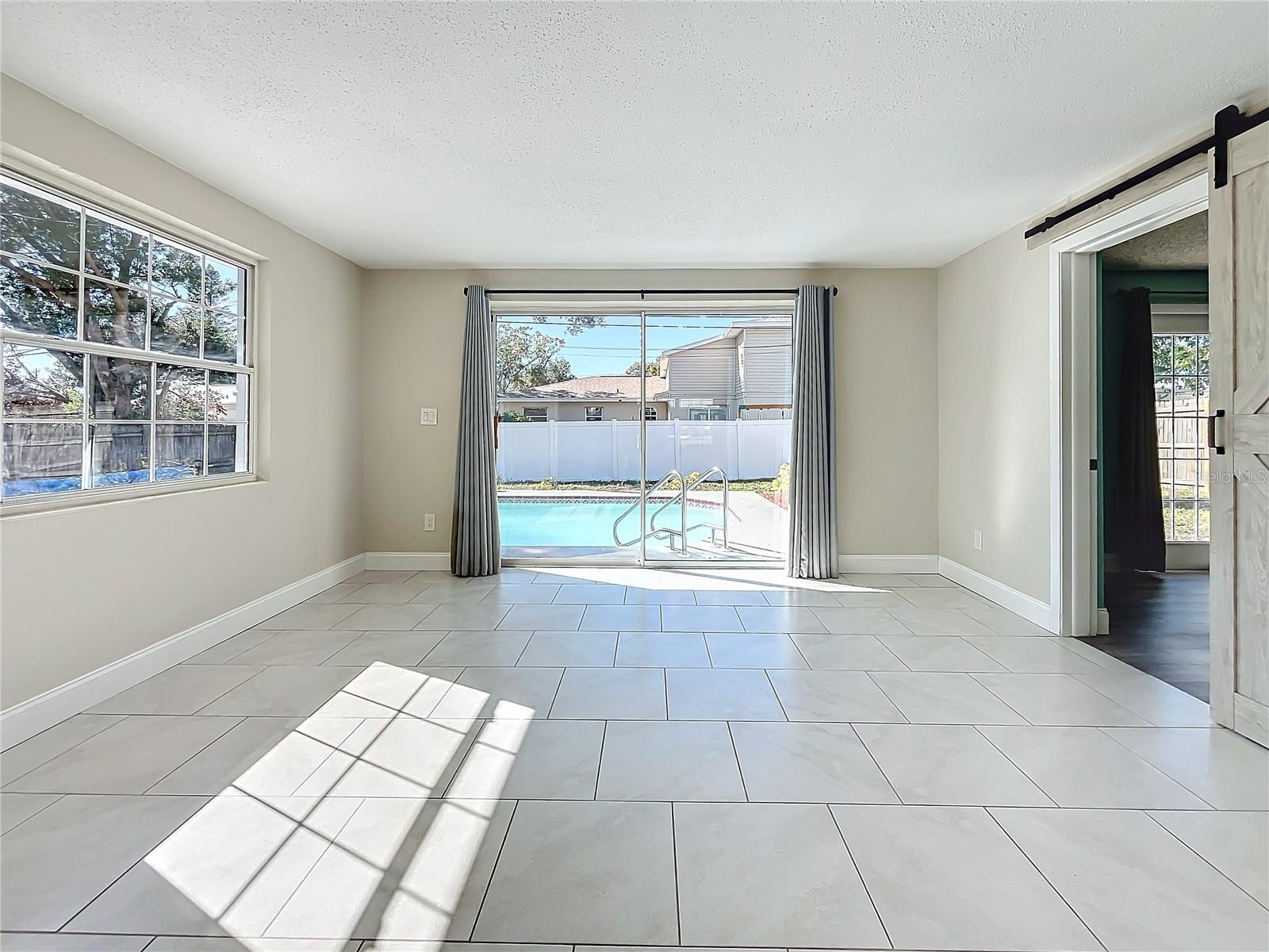 Family Room - Outdoor Living and Pool Area