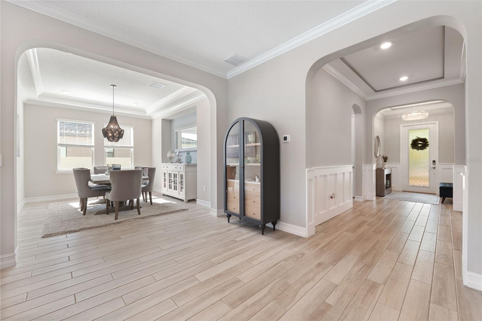 Open floor plan with separate formal dinning room.