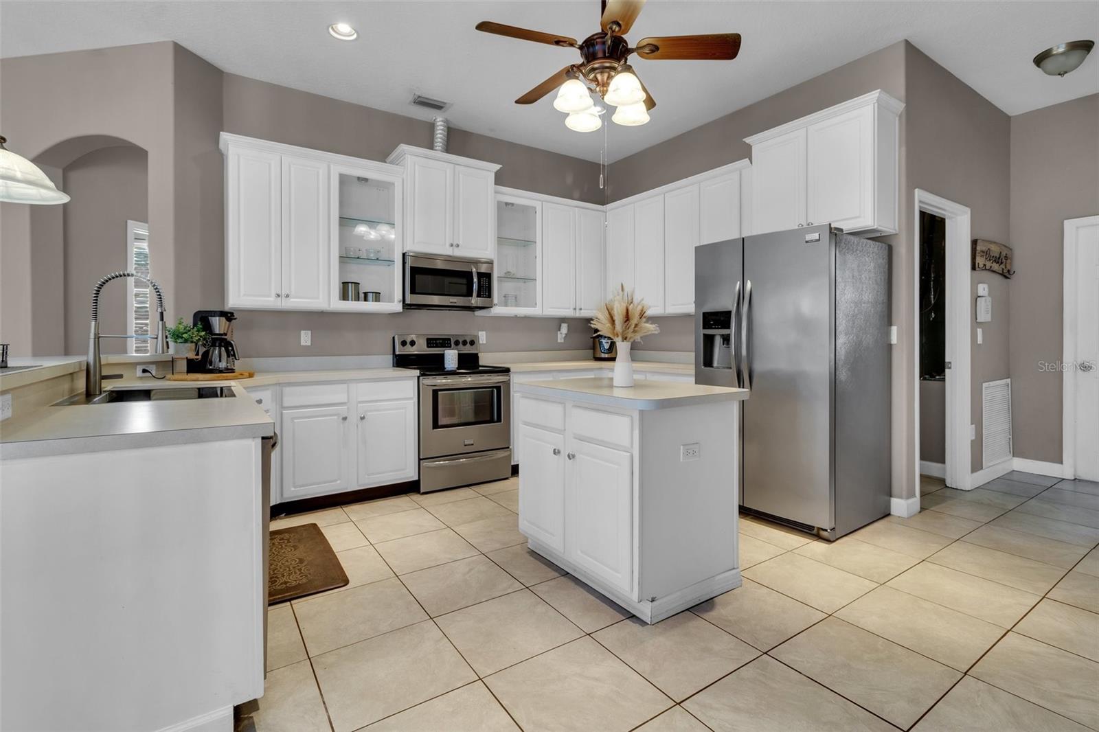 Large Open Kitchen