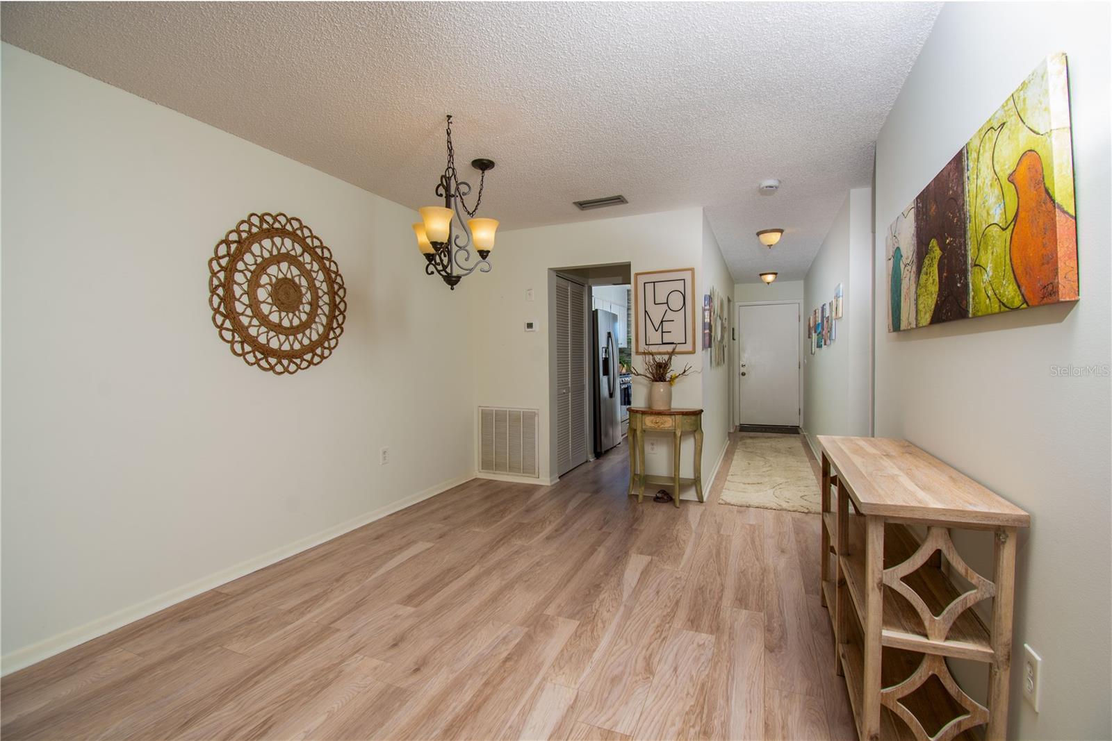 Dining Room Area off kitchen