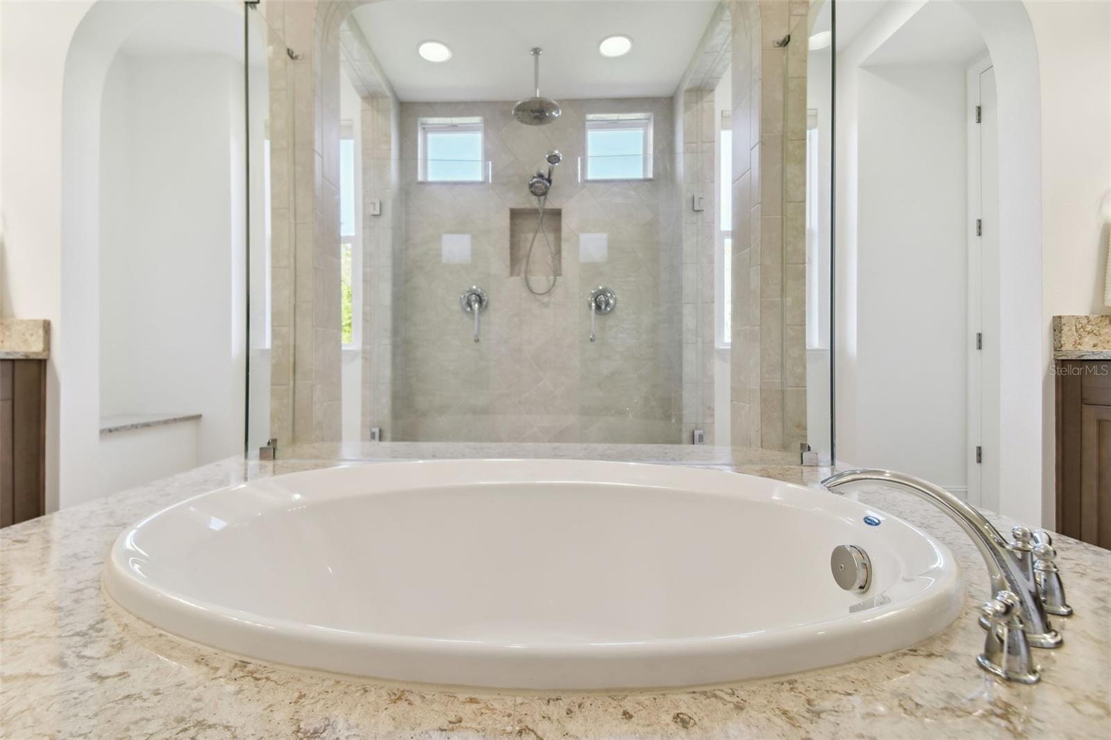 Primary Bathroom - Tub