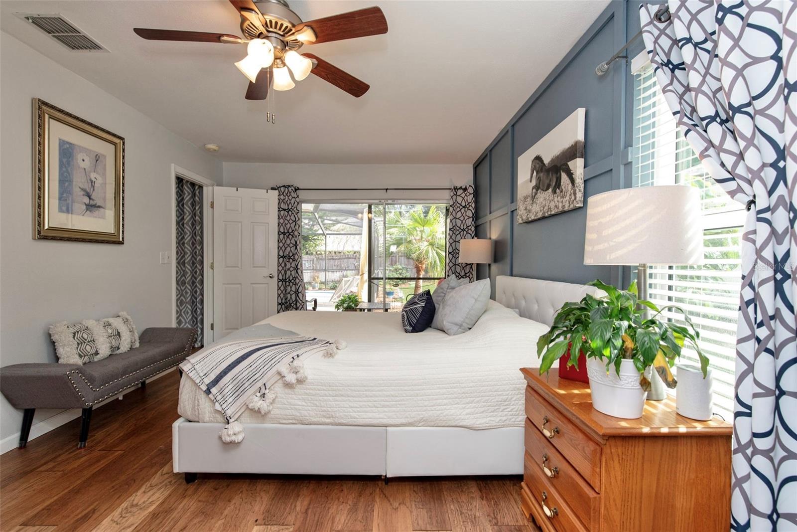 Primary bedroom has walk-in closet.