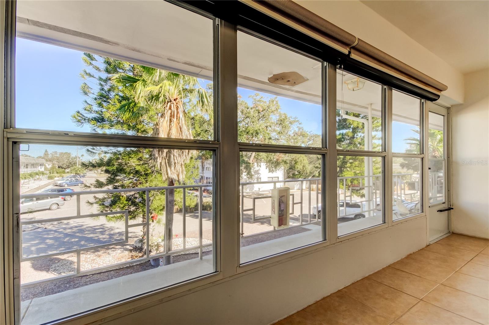 12 The Super Flexible  Lanai has Updated Windows!