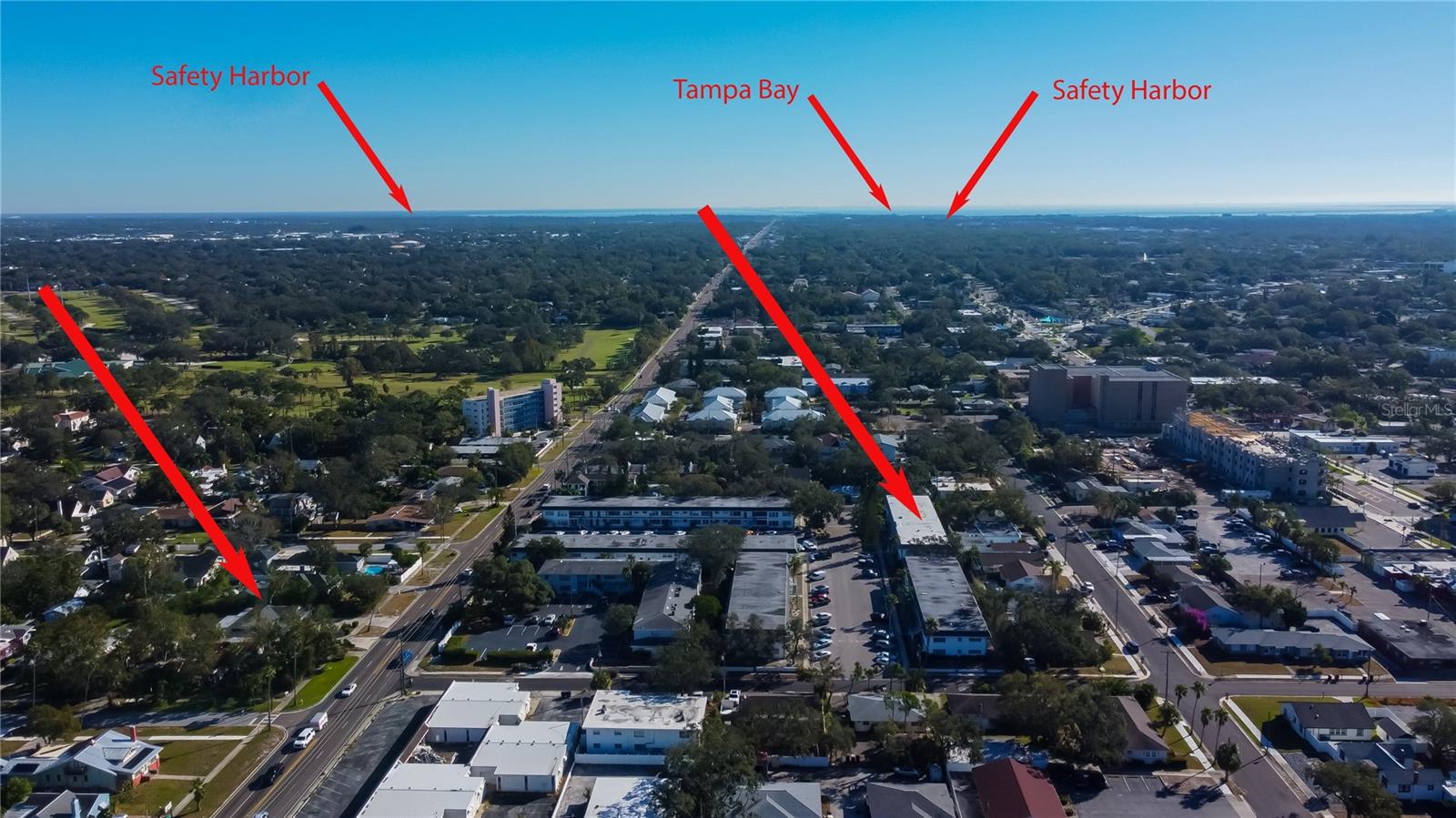 34. Safety Harbor is Another 10 mins Travel to a Quaint Downtown Area.. Shopping, Dining, Catch the Sunrise if You're an Early Bird!