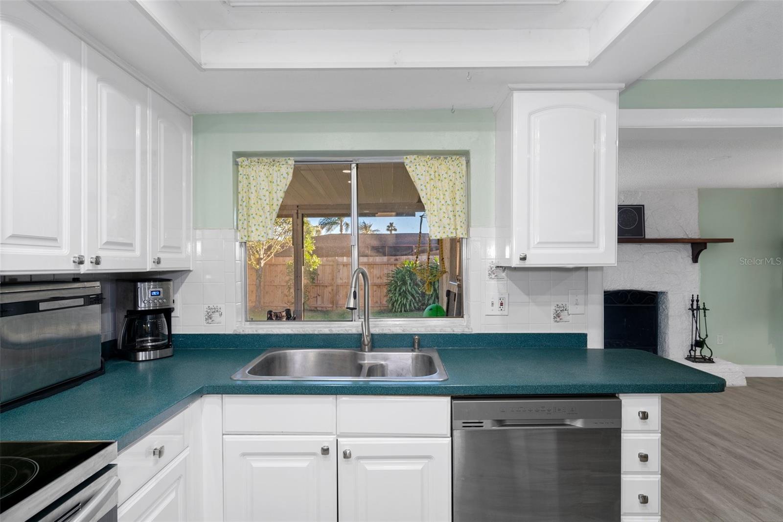 Kitchen Overlooking Screened Lanai