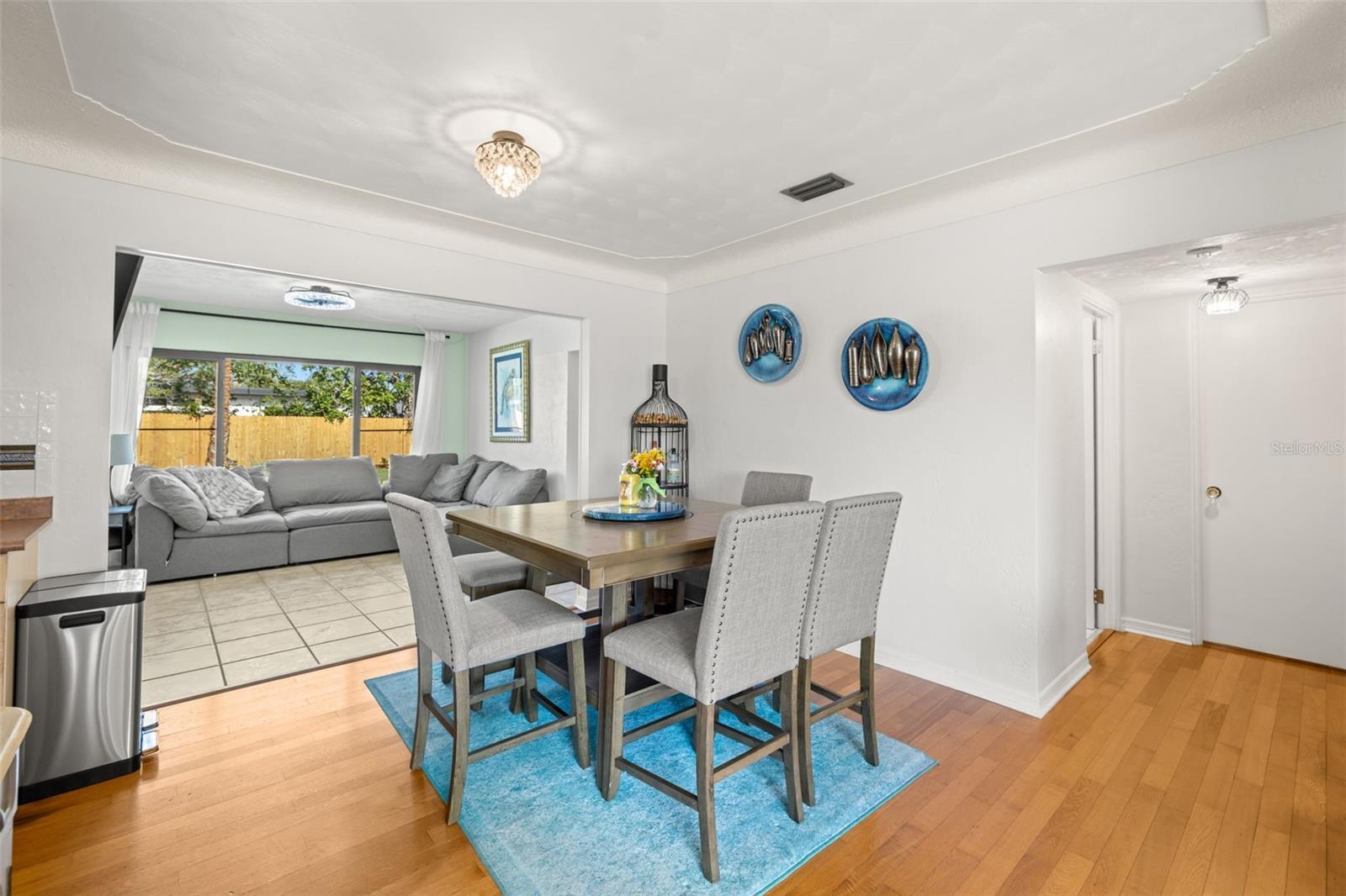 Dining room & bonus room.