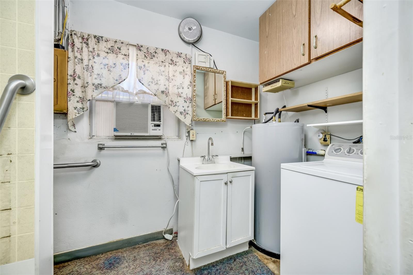 2nd Bathroom located in Garage area.