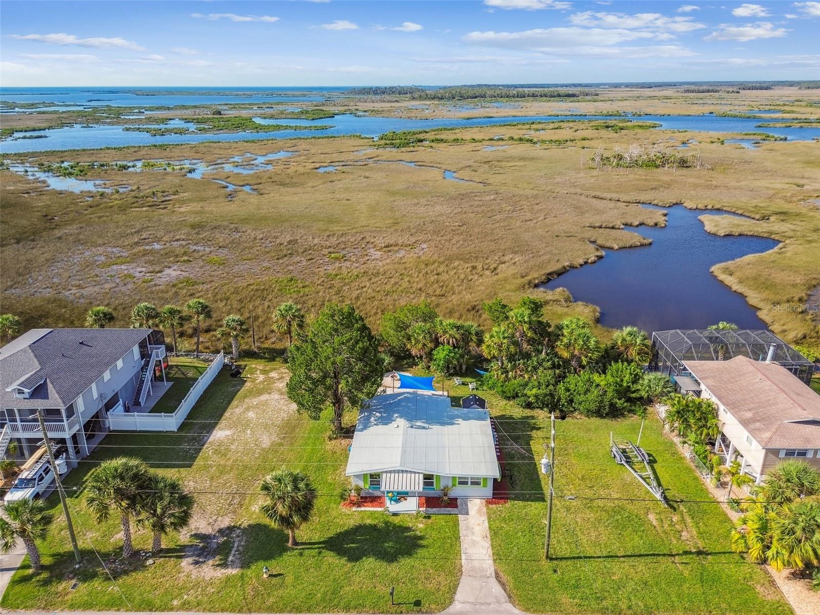 extensive marsh for kayaking direct from the home