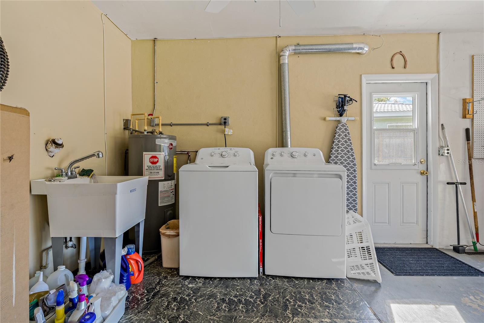 LAUNDRY AREA IN THE GARAGE!