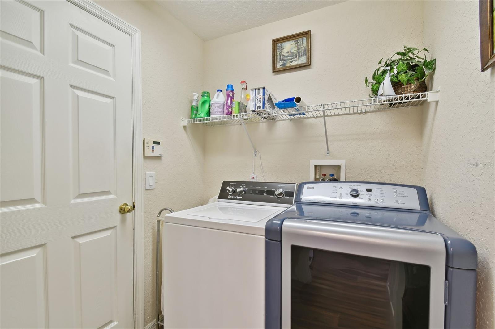 LAUNDRY ROOM.