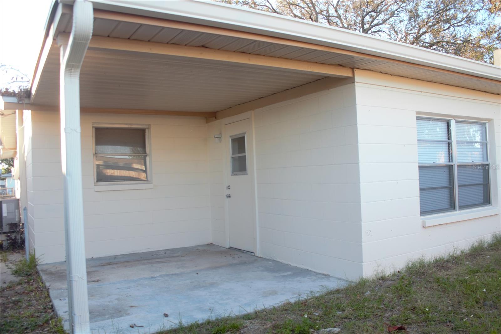 Rear covered patio