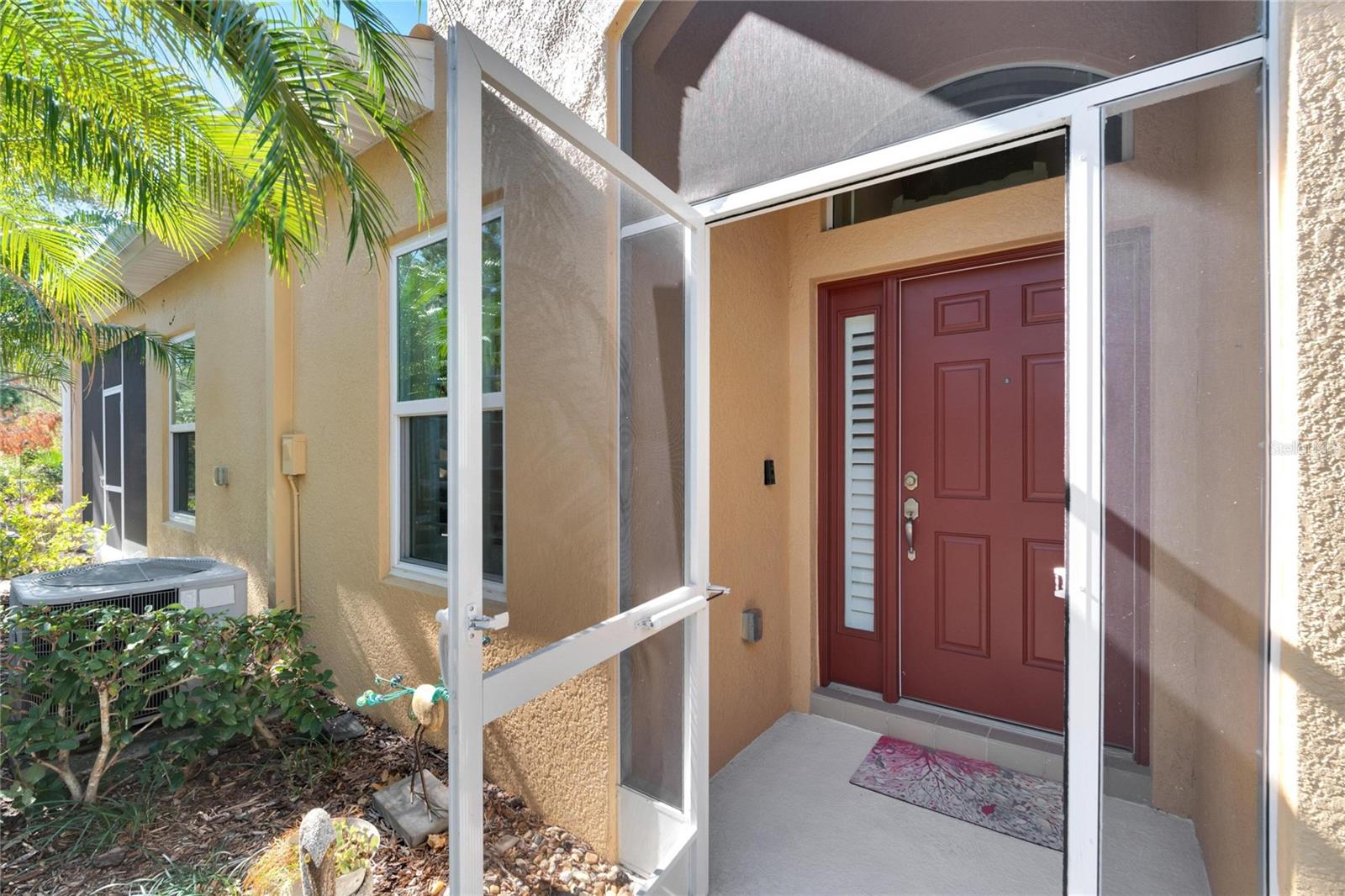 Screened Front Entry