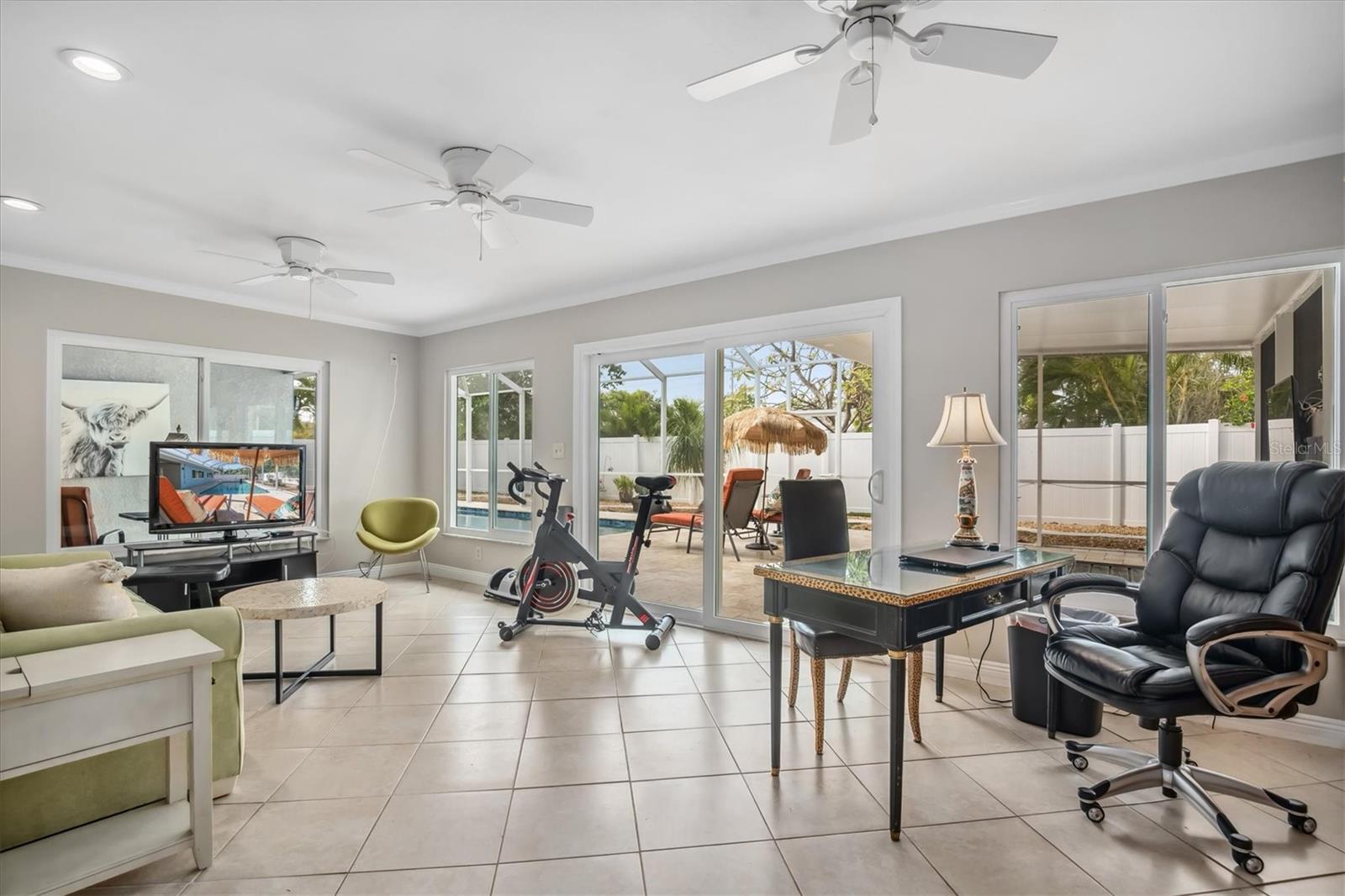 Bonus room with sliders to the pool