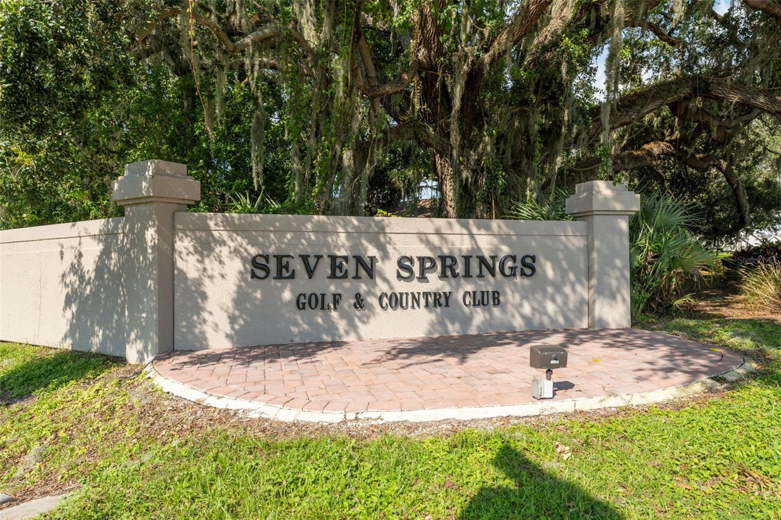 Entrance to the Seven Springs Golf and Country Club Community