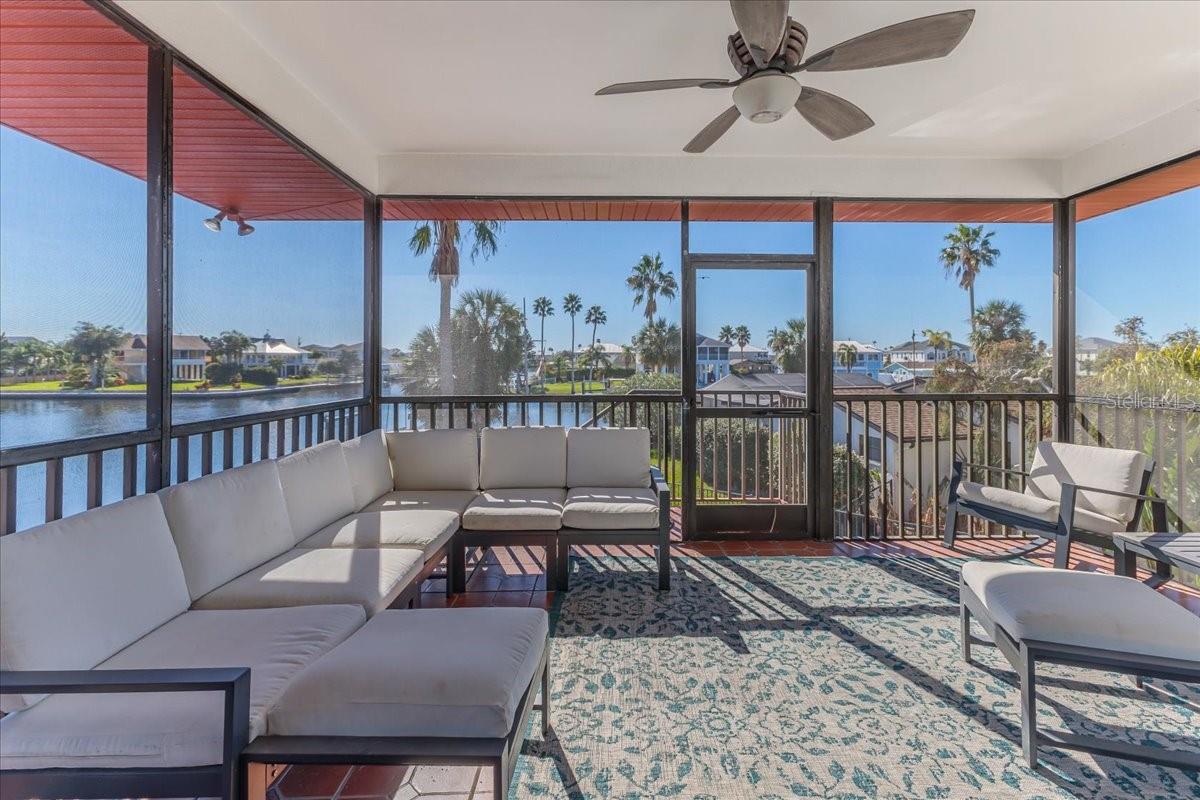 Covered Screened Patio off of Breakfast Nook