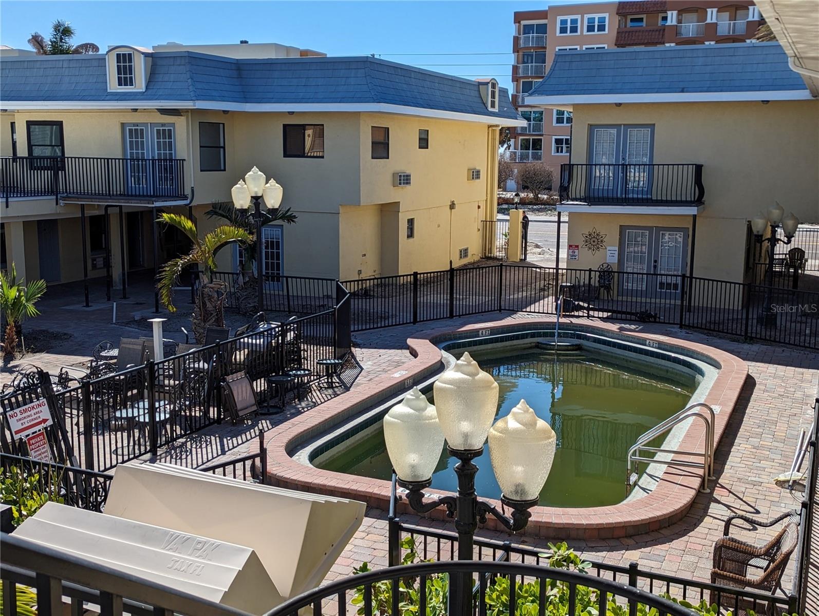 Pool, Deck and BBQ area