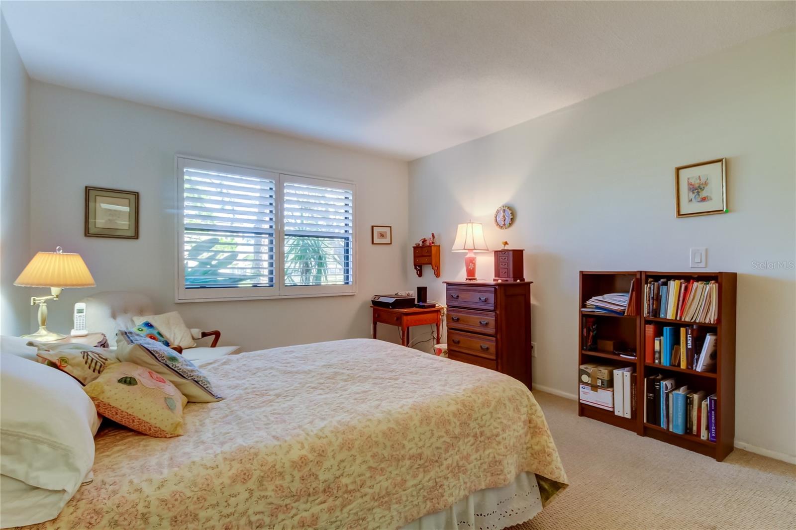 Light and Bright Primary Bedroom