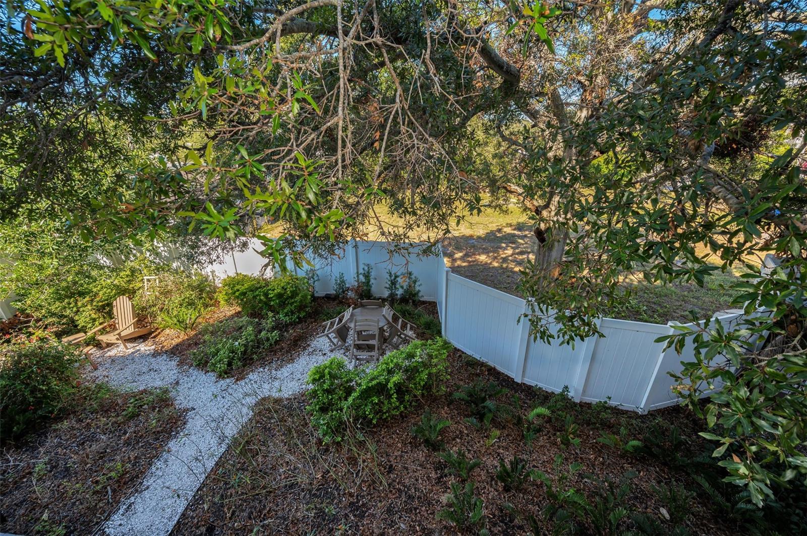 VIEW OF MAIN LEVEL GARDEN AREA