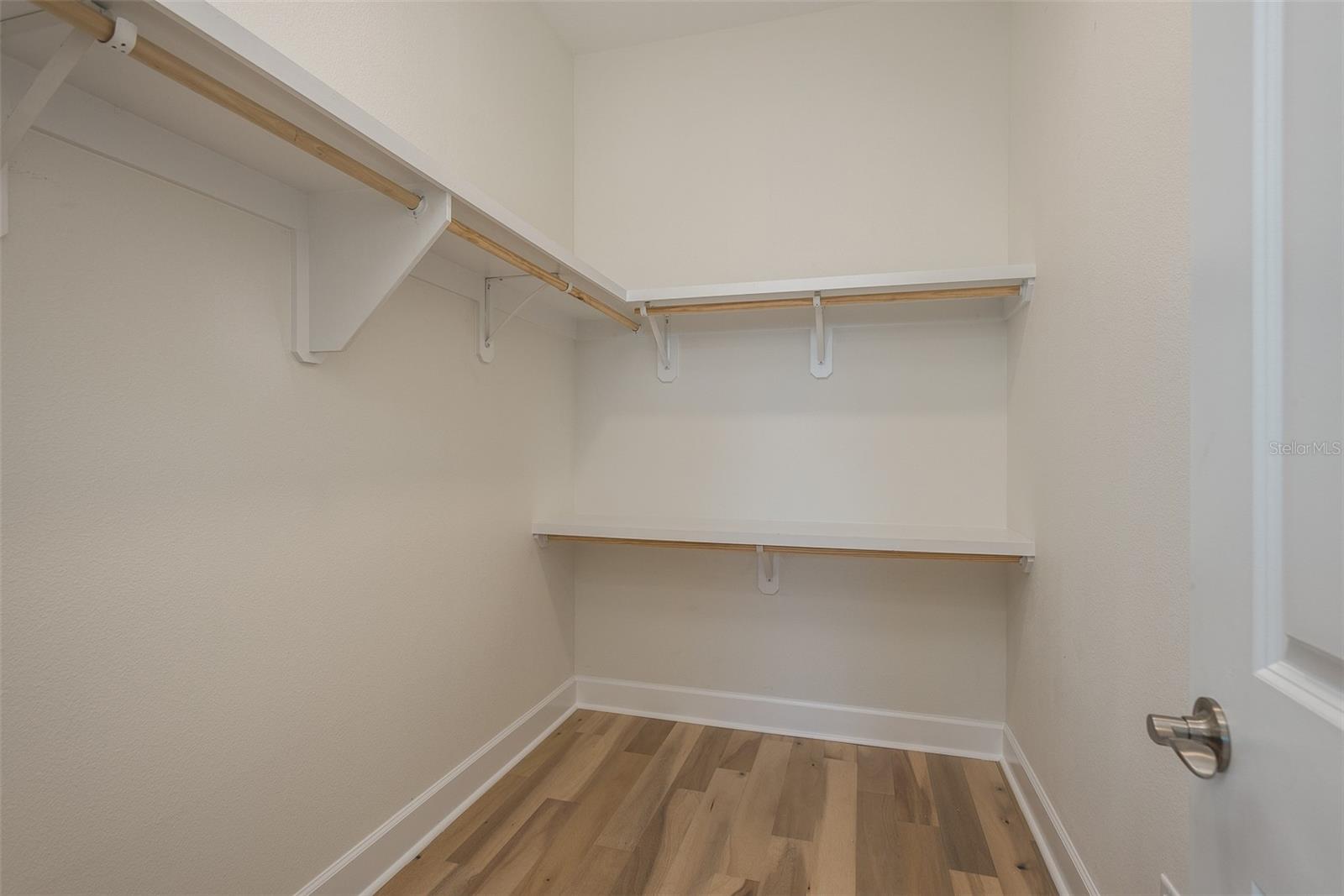 WALK IN CLOSET - EXAMPLE FROM PREVIOUS BUILD