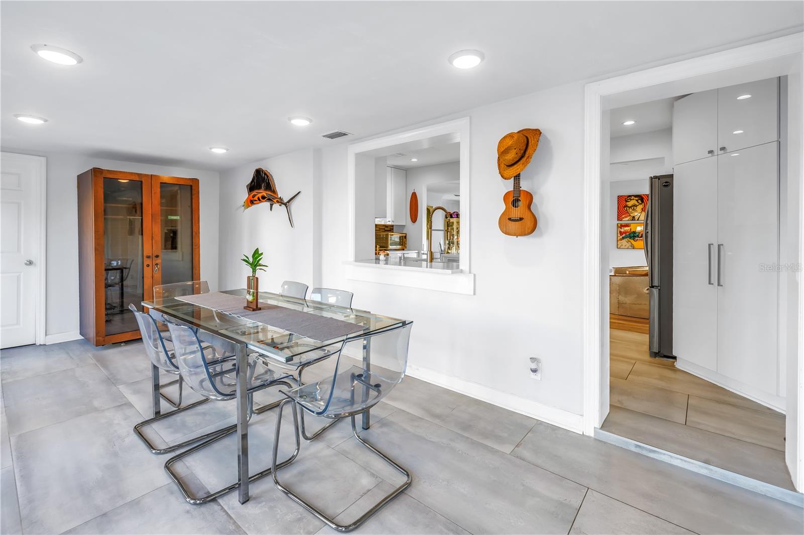 Dining room overlooking back yard