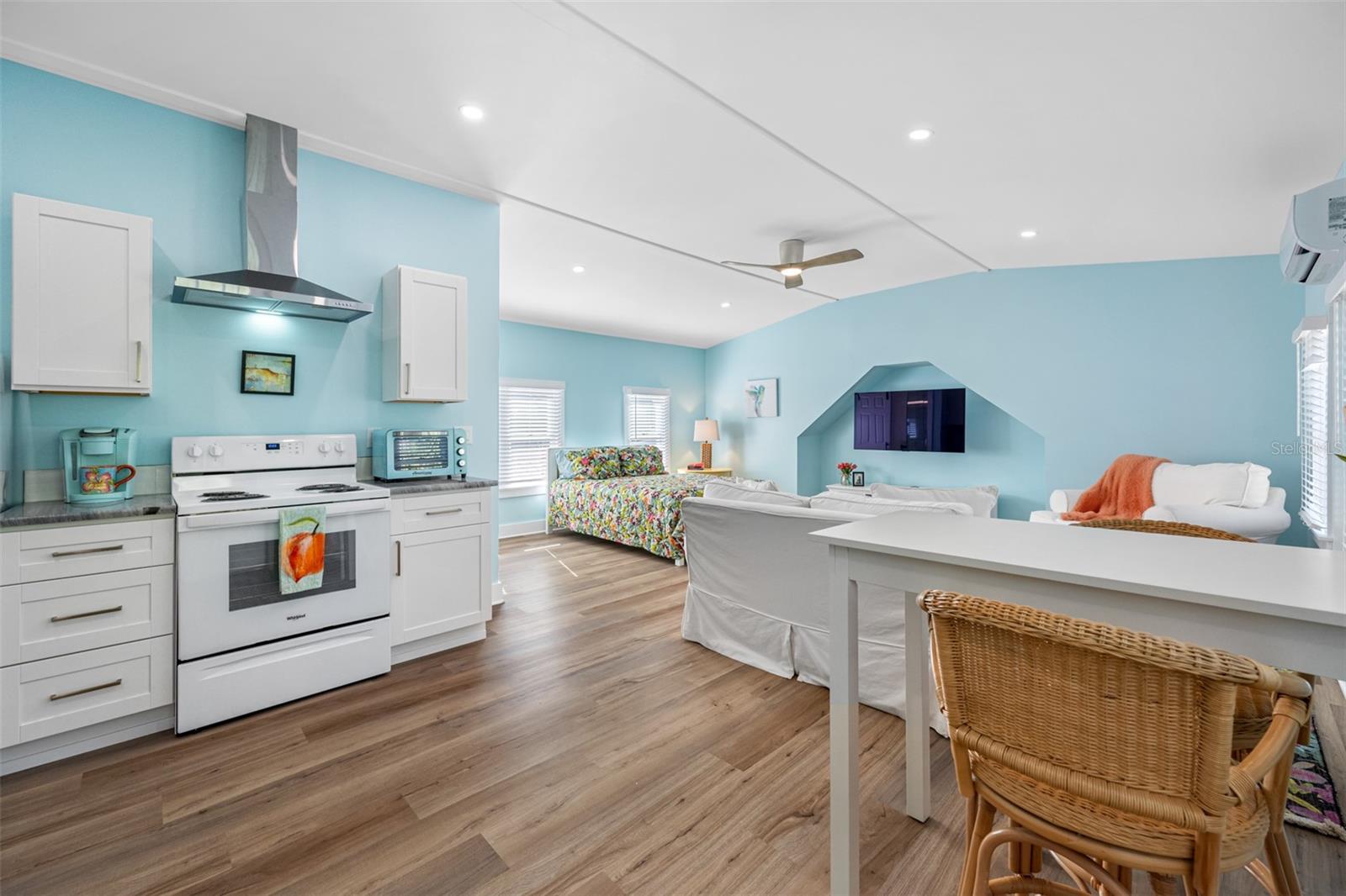 Guest Apartment Kitchen