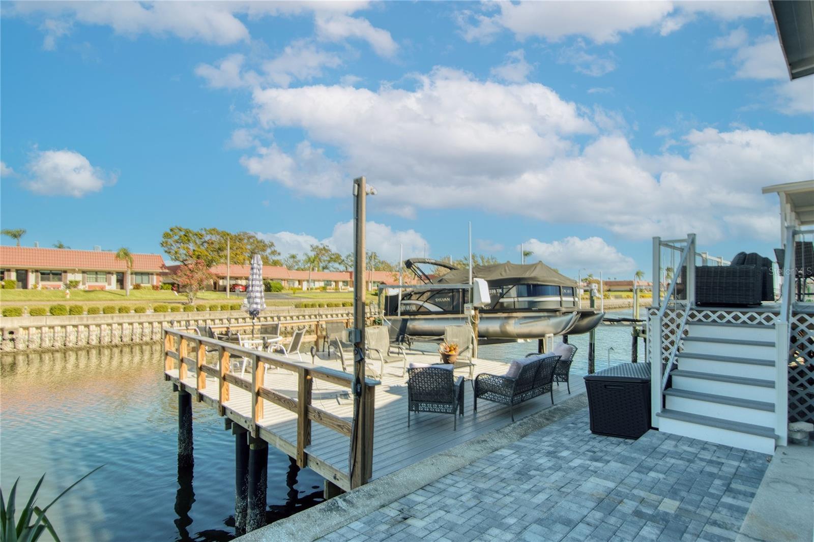 Waterfront View, Dock and Lift