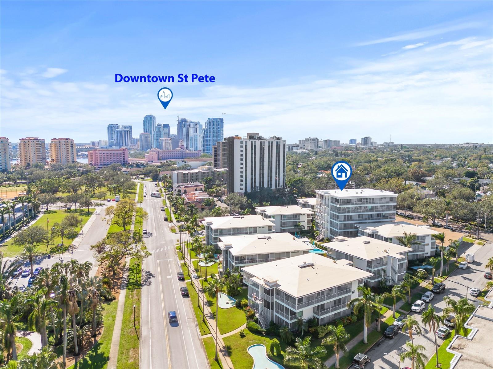 Amazing location. You can see how close this community is to Downtown St Pete. To the left is North Shore Park, directly across from the community.