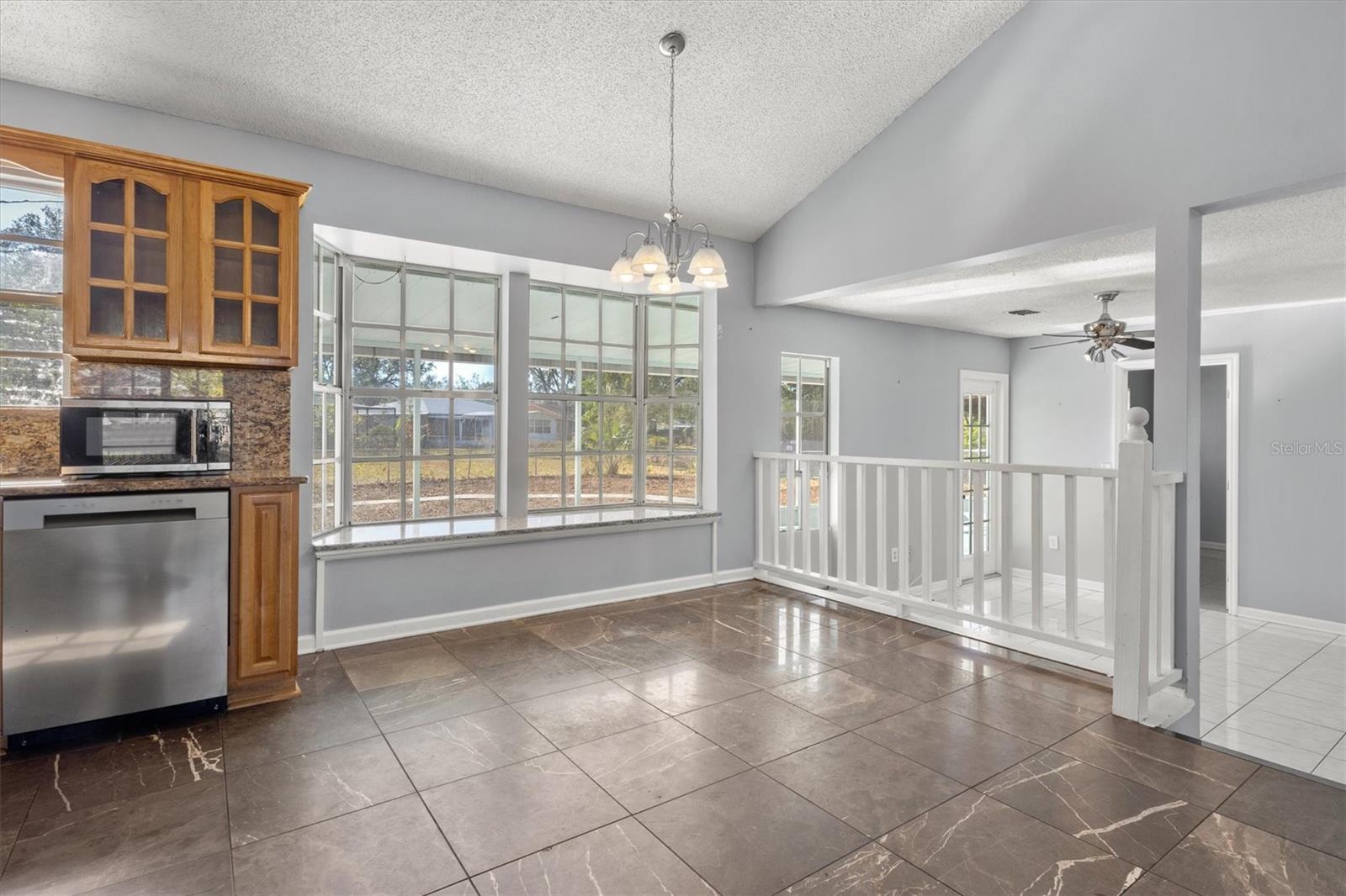 Kitchen/Dining Area