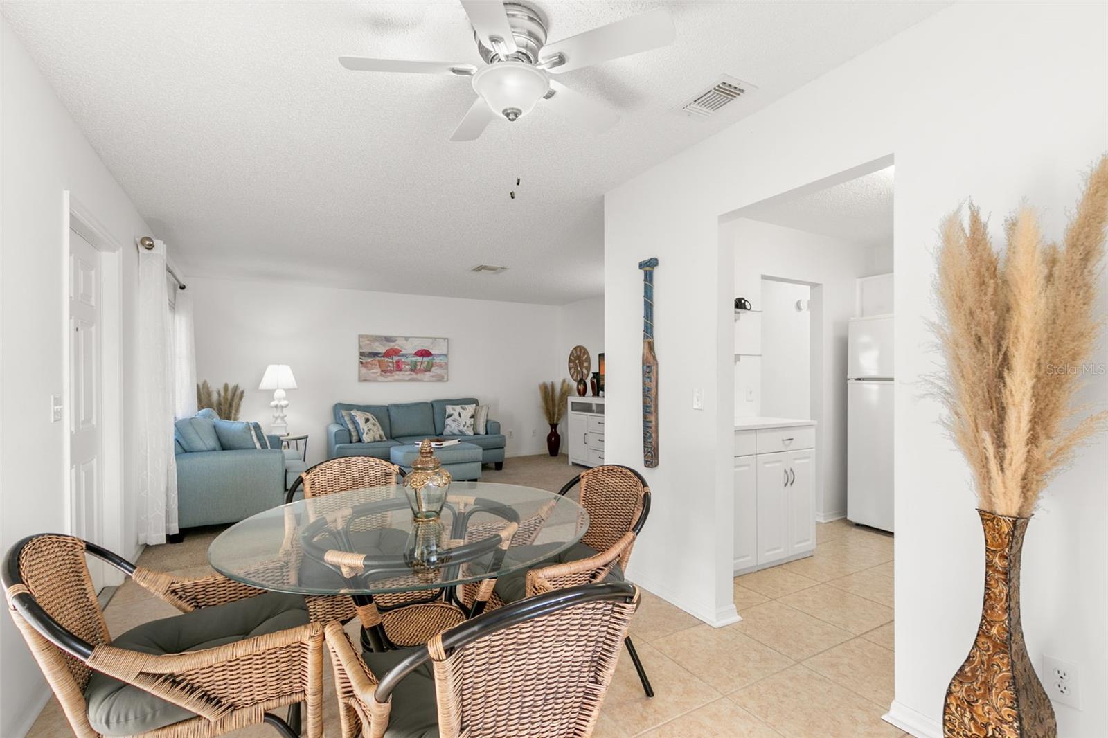 Dining Room/Living Room - Dual Kitchen Entry