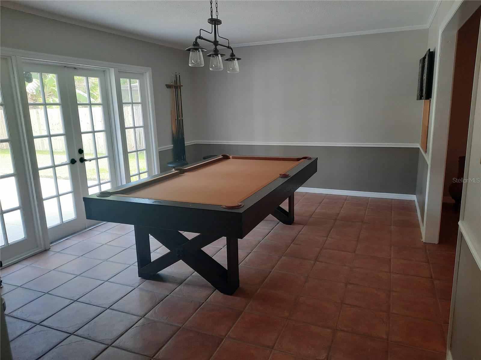 Dining Rm/Game Room