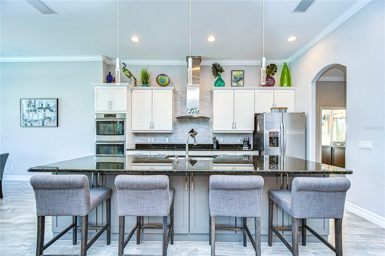 Large island in kitchen