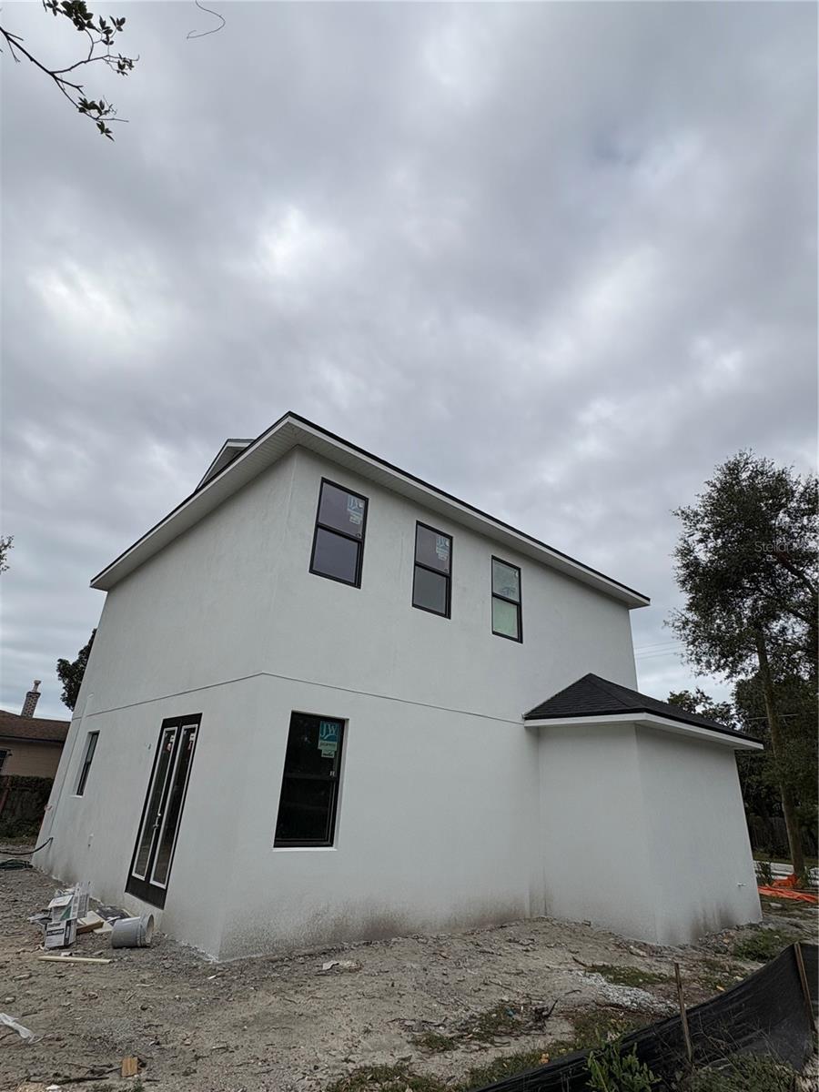 Living Room to Entry