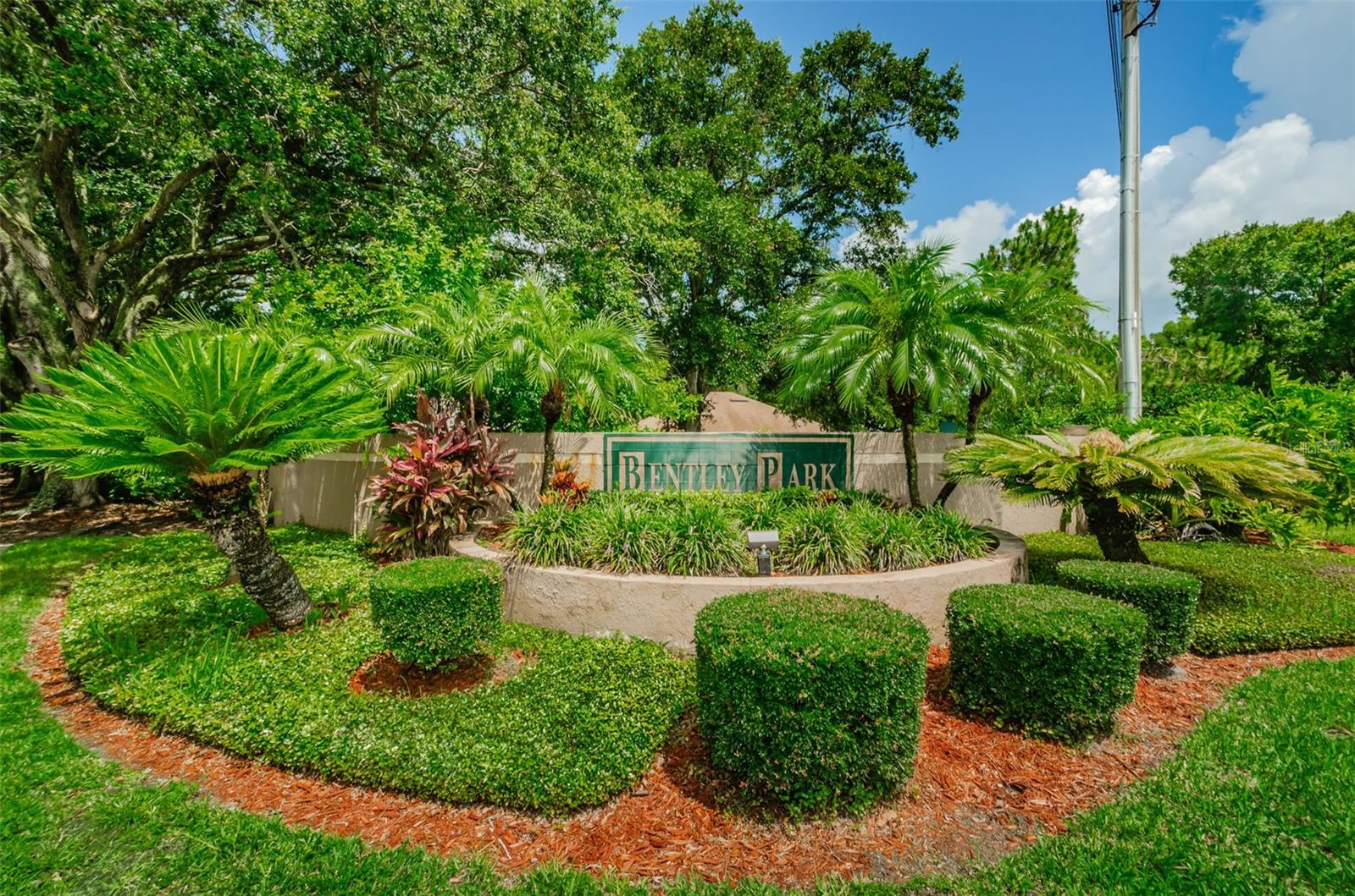 Entrance to Bentley Park