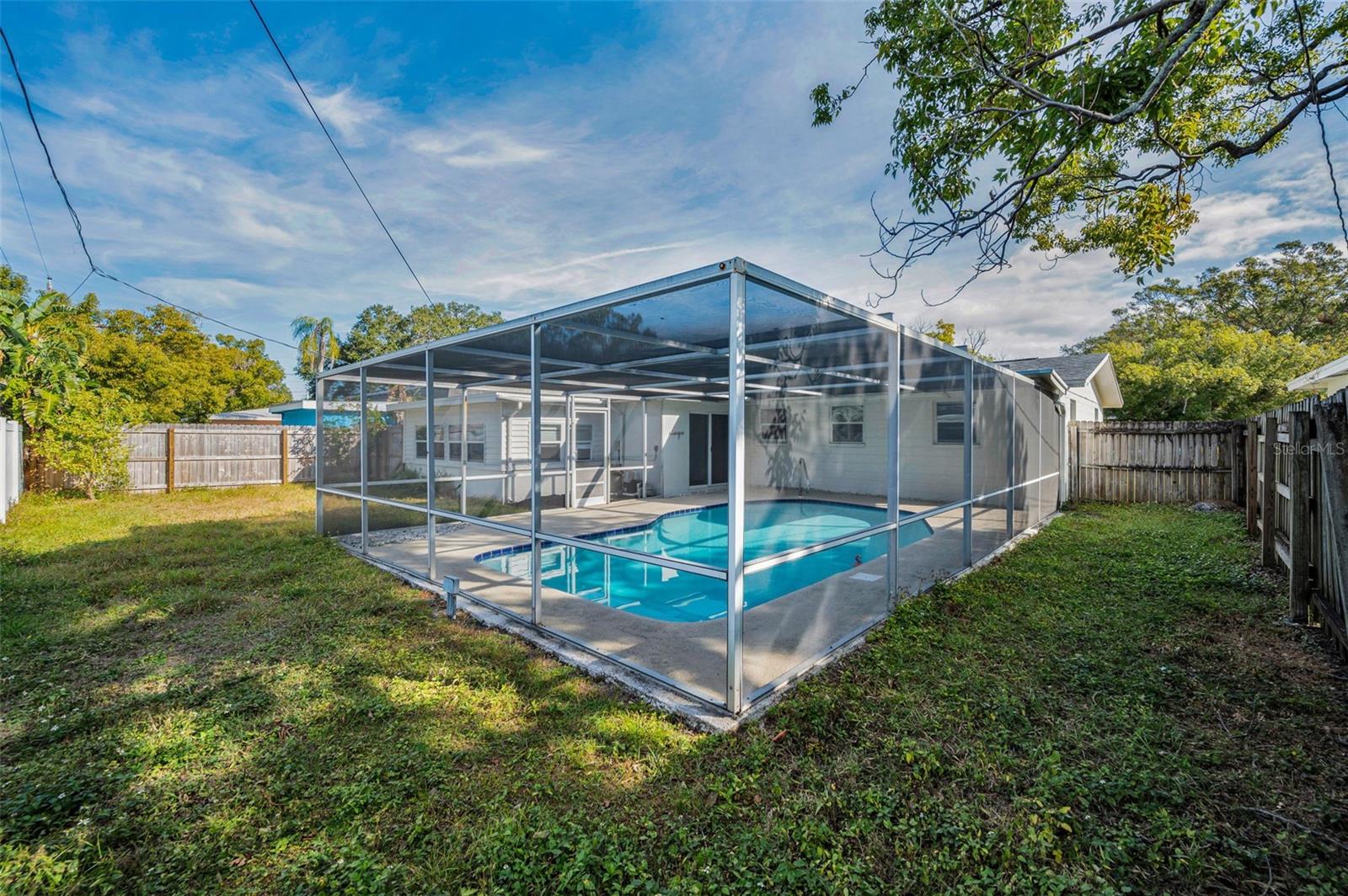 Exterior Rear/Backyard/Pool/Lanai