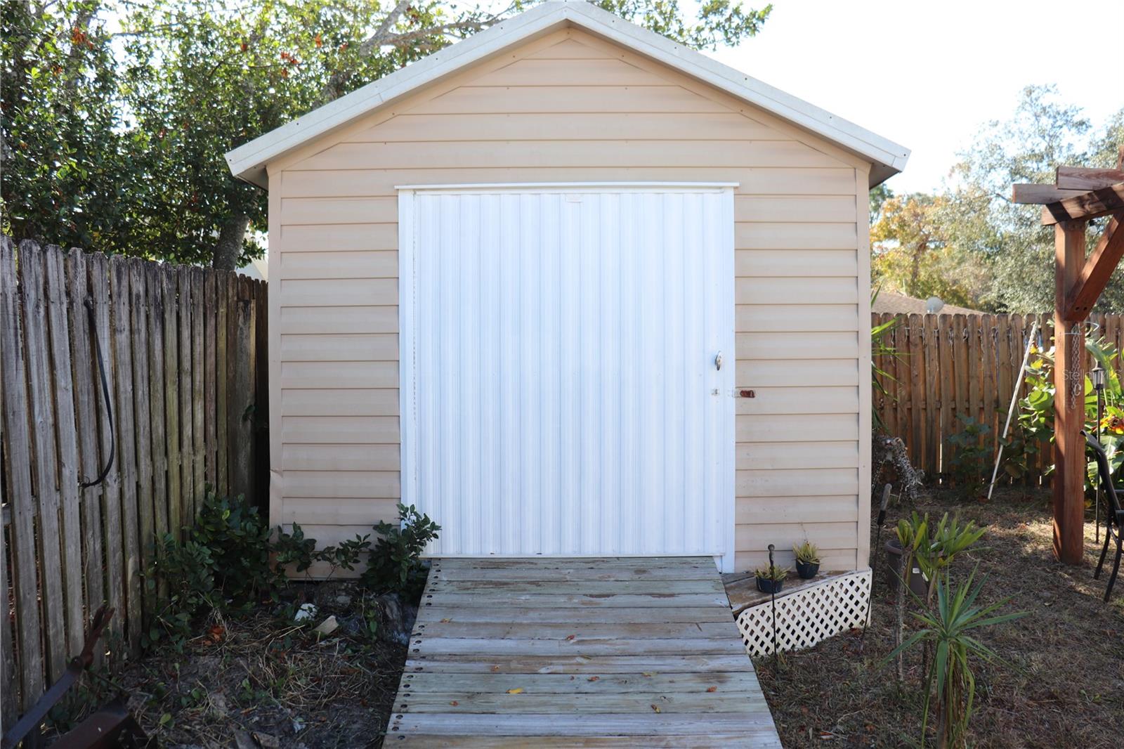 UTILITY SHED