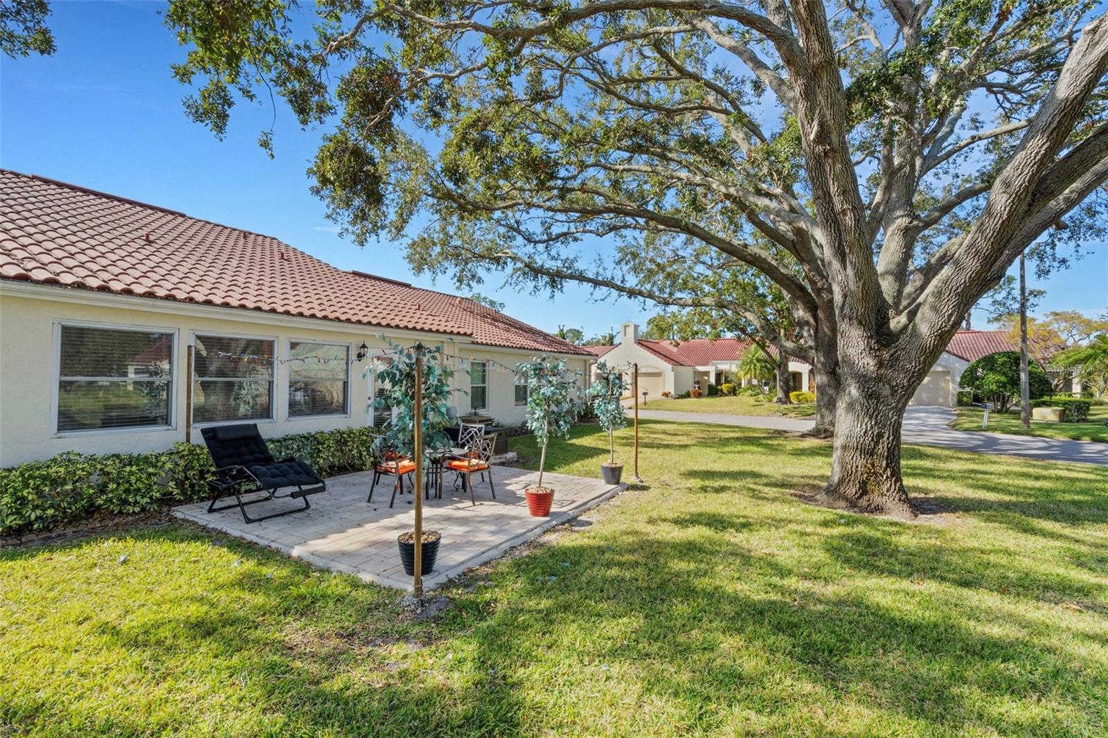 You'll enjoy the patio year-round with relaxing green views~