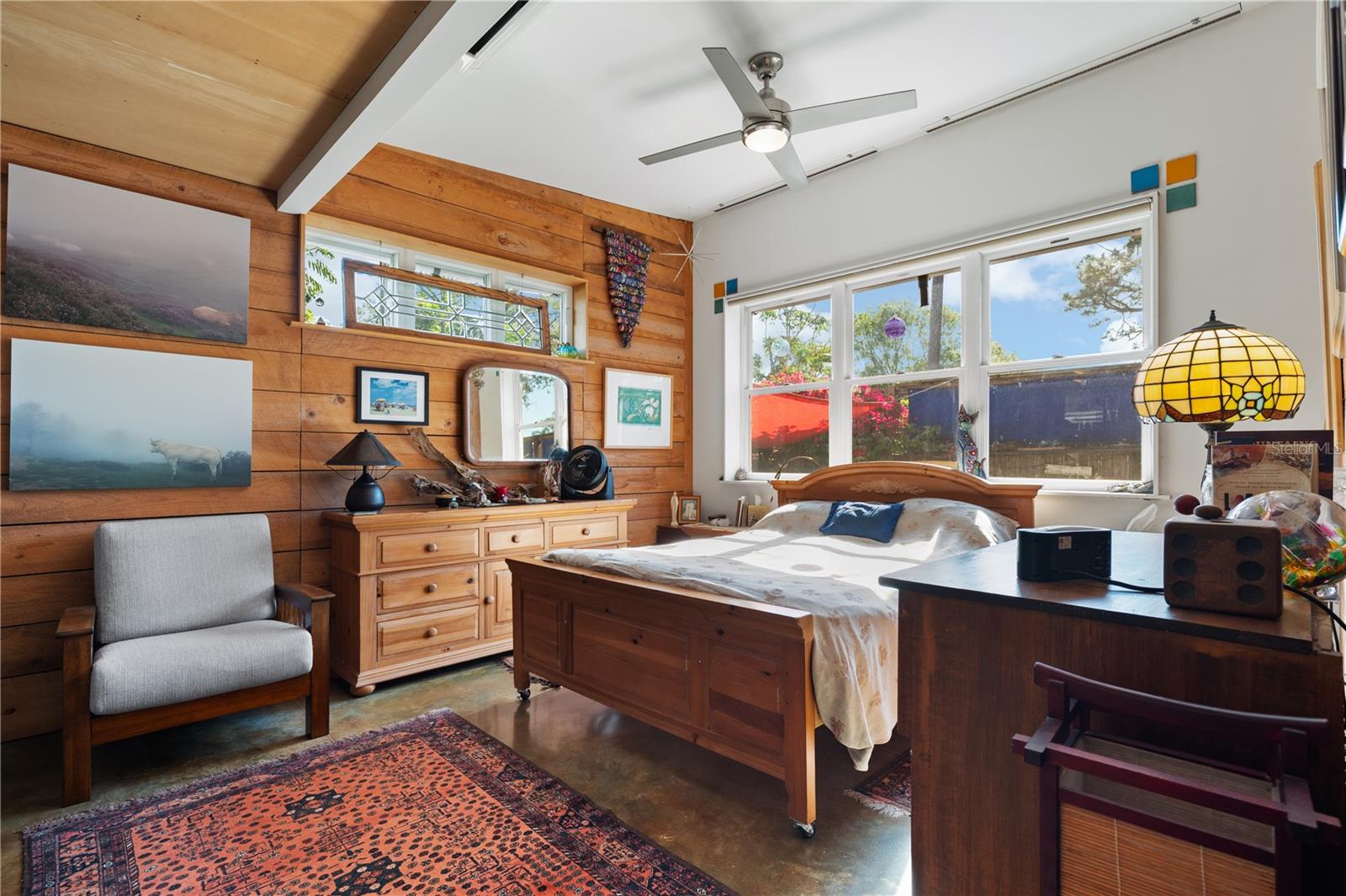 Cottage bedroom